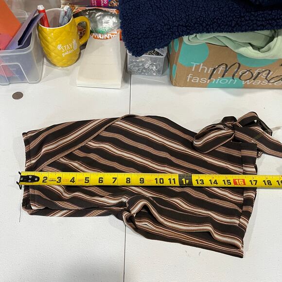 Xhilaration Sexy Vneck Womens Cropped Short Sleeve Y2K Brown Striped Tie Back S - Picture 5 of 5